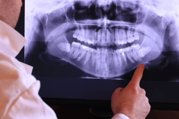 Best Weekend Emergency Dentist in Kouts, IN